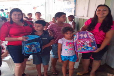 Prefeitura entrega Kit Escolar para famílias cadastradas pela SEMAST