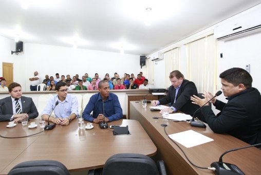 Deputados intercedem por socioeducadores de Guajará-Mirim