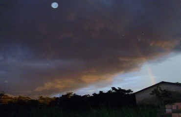 MISTÉRIO - Objeto Voador Não Identificado (OVNI) é visto e fotografado no céu de Rondônia - Fotos