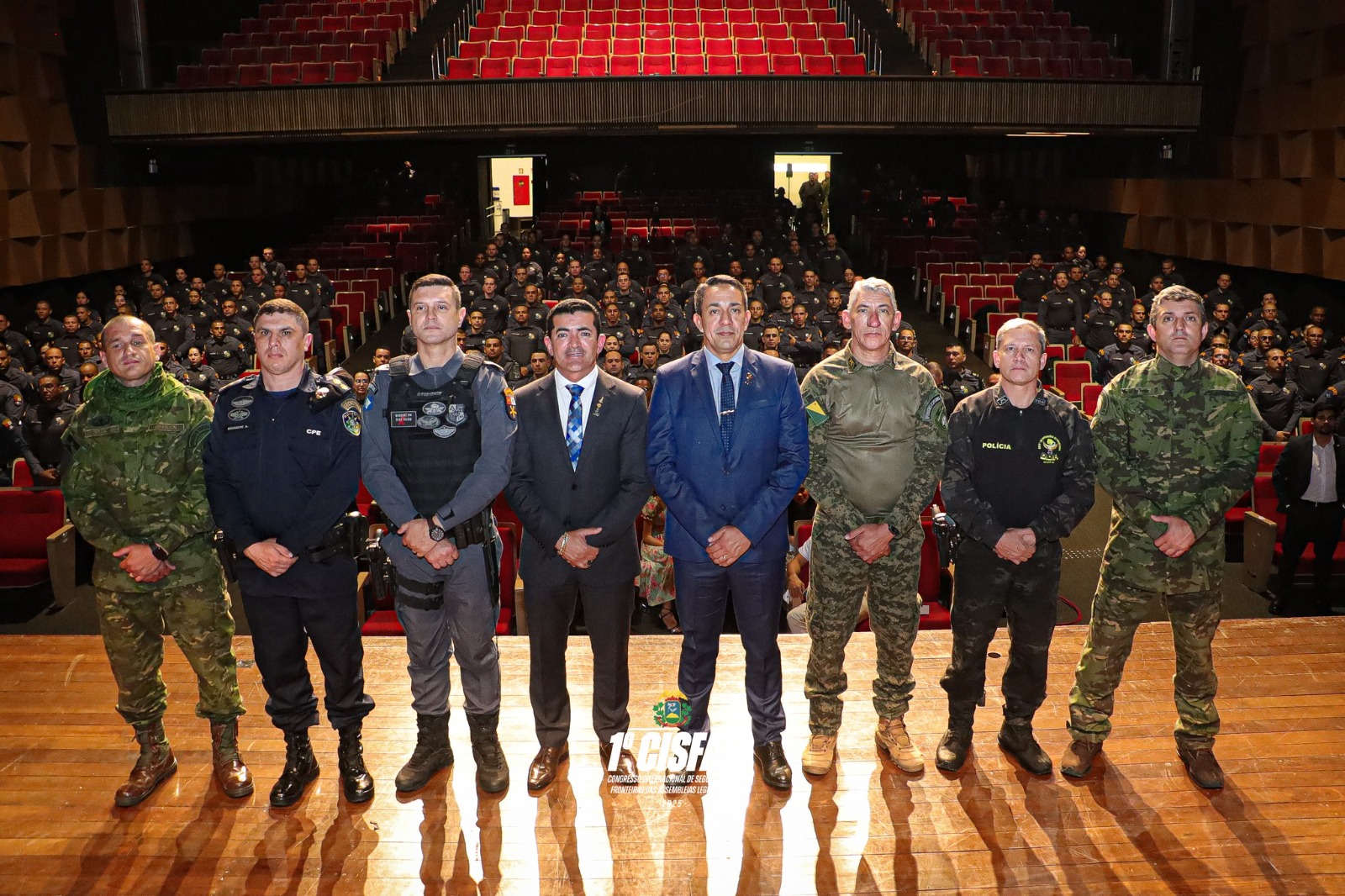 EYDER BRASIL: Dep. participa do 1ºCongresso Internacional de Segurança de Fronteiras do Brasil