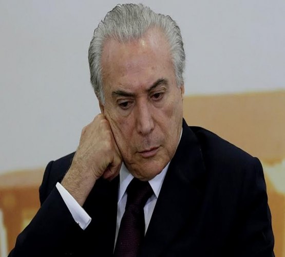 Temer anuncia suspensão de contratações em empresas estatais