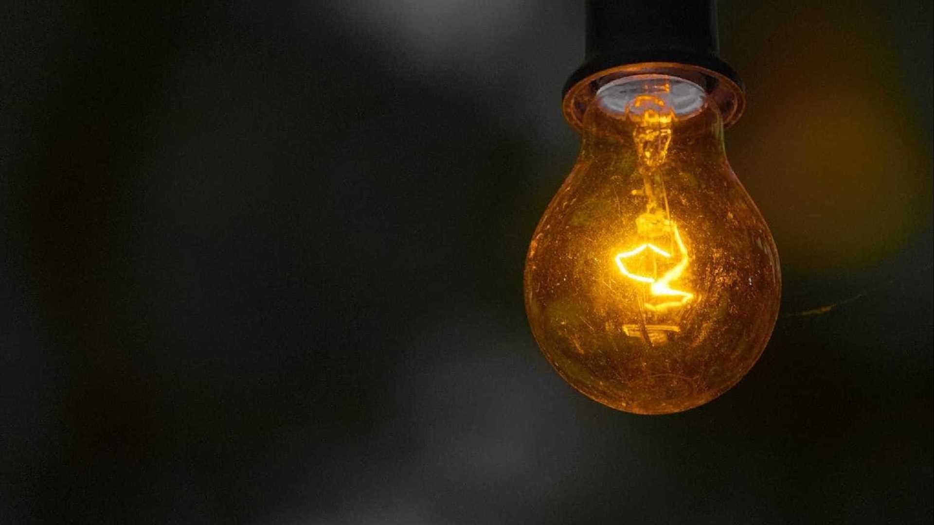 ALÍVIO NO BOLSO: Conta de luz não terá cobrança de taxa extra em dezembro