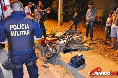 JI-PARANÁ - Motociclista morre após bater na traseira de carreta parada