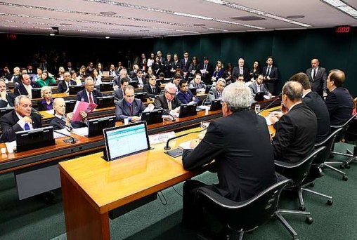 Após recesso, Congresso deverá retomar trabalho de nove CPIs