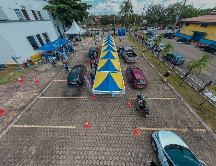 PRÉDIO DO RELÓGIO: Drive-thru vai atender população com 1ª e 2ª dose da vacina nesta sexta (13)