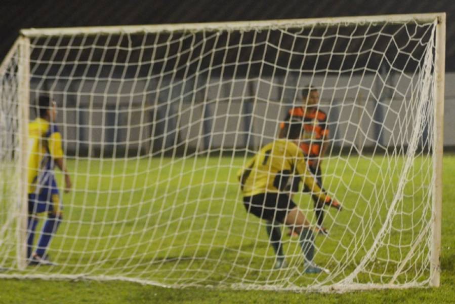 NOS PÊNALTIS: Tratorcampo e Primos se classificam para a semifinal da Copa do Trabalhador