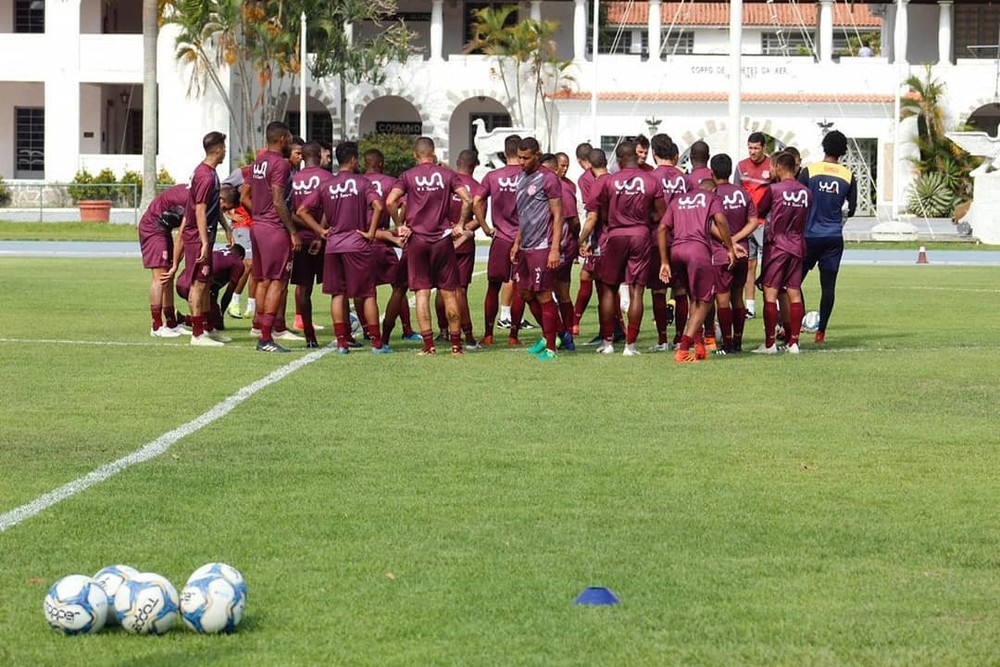 MAIS UMA TRAGÉDIA: Incêndio atinge alojamento do Bangu, e três jogadores são hospitalizados