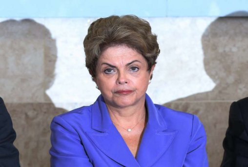 Instituição vê Dilma 'isolada' e risco maior de impeachment