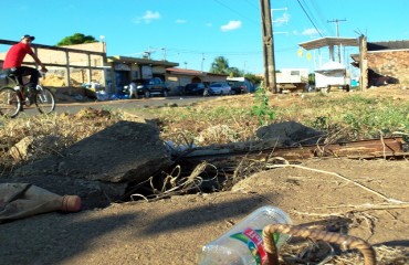 TERRA SEM LEI – Sexo, drogas e baderna, atormentam moradores do Agenor de Carvalho