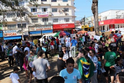 Movimento contra PEC 37 já reúne manifestantes no centro de Porto Velho - VÍDEO