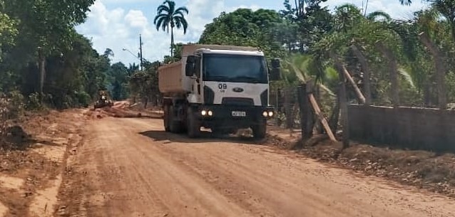 ZONA RURAL: Júnior Cavalcante intermedeia recuperação de estradas