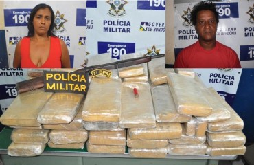 Polícia Militar apreende cerca de 100 quilos de maconha e prende duas pessoas