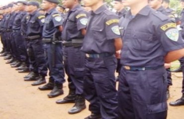 USINAS - Barrageiro chama policiais militares de 