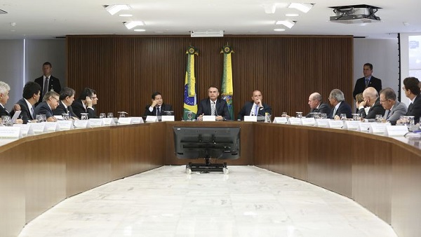 PRESIDÊNCIA: Bolsonaro faz nesta terça-feira a segunda reunião ministerial