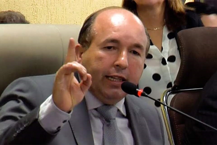 EDWILSON NEGREIROS: Vereador comemora lei que obriga empresas a contratar jovens aprendizes