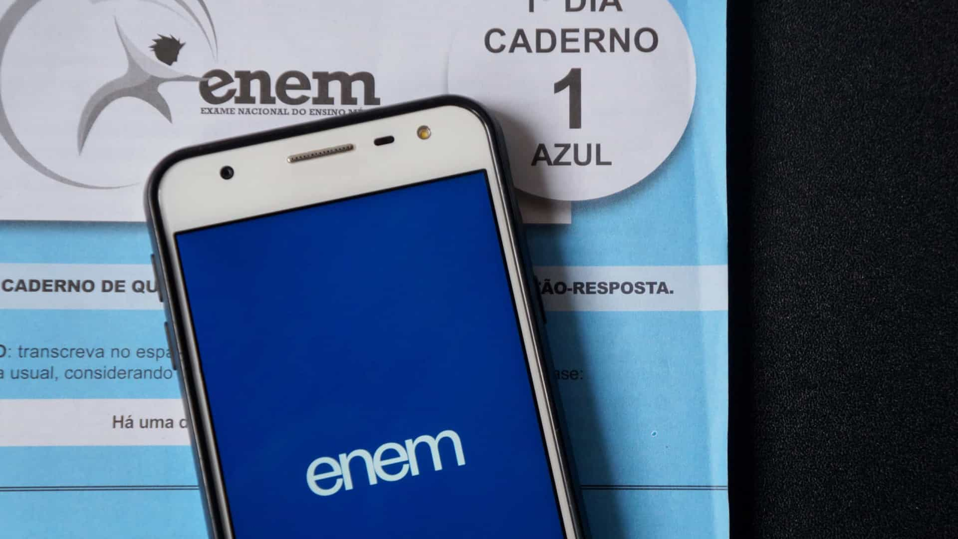 OUTRA DATA: Secundaristas fazem campanha por adiamento do Enem