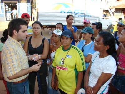 Ivo Cassol, Expedito Junior e Guilherme Erse realizam caminhada na zona leste da capital 