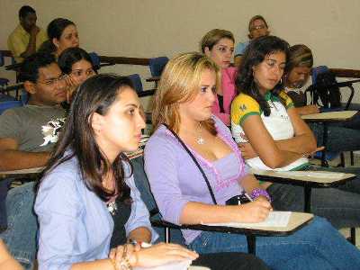 Secretário debate com estudantes da Faro hidrelétricas do Madeira