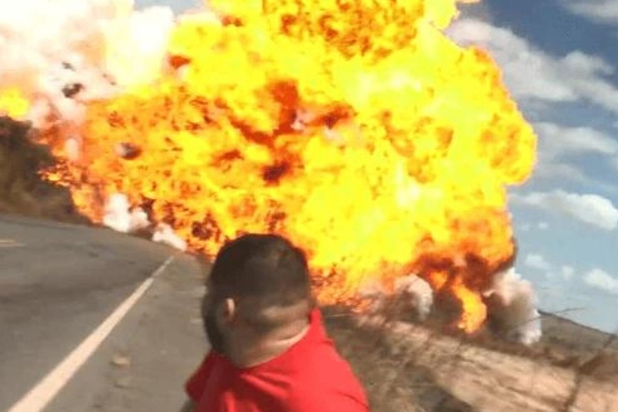 VÍDEO: Caminhão-tanque explode após acidente em rodovia