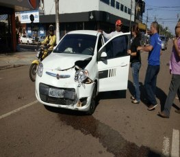 Motorista avança preferencial e provoca acidente na região Central 