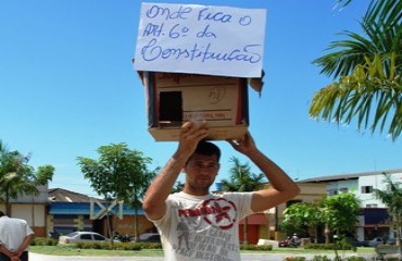 CANDELÁRIA – Famílias que moram em projeto habitacional vão até Roberto Sobrinho tentar negociar situação de despejo - Confira fotos e vídeo