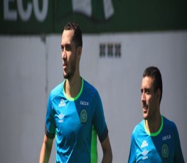 Neto e Ruschel são inscritos na Libertadores pela Chapecoense