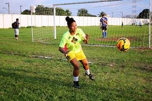 Equipe feminina do Genus está pronta para estréia