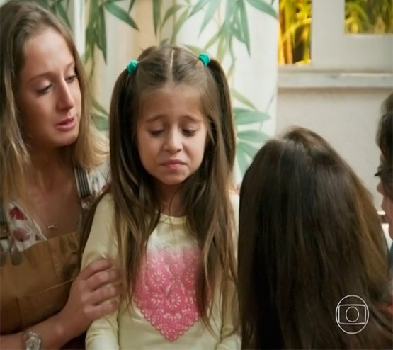 NOVELAS -  Começa audiência que definirá a guarda de Carol, Nicolas e Bia