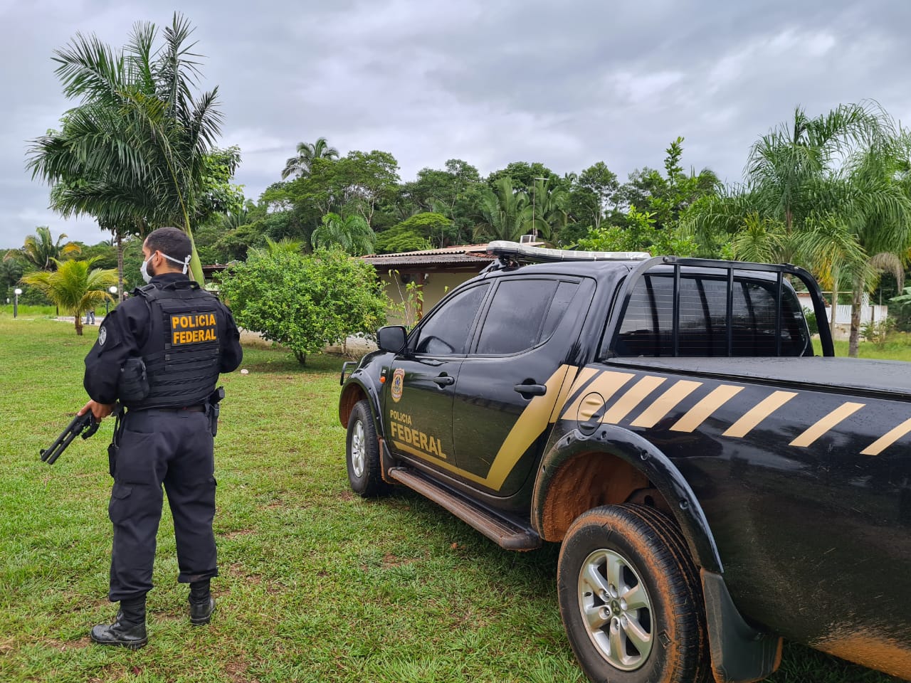 'DOIS IRMÃOS': PF realiza operação em sítio de luxo de um dos maiores traficantes de Rondônia