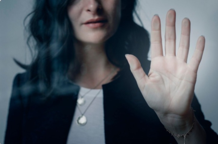 VIOLÊNCIA PSICOLÓGICA: Manipulação de imagem para constrangimentos virou crime mais grave 