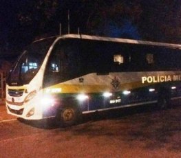 BARRO BRANCO: Polícia prende 14 invasores em fazenda