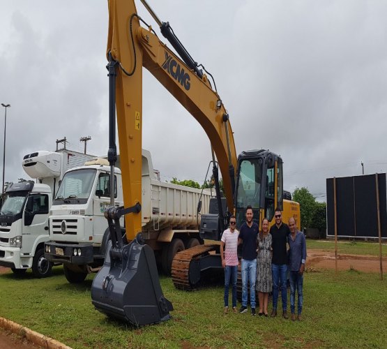 Rosangela Donadon comemora chegada de maquinário para atender produtores