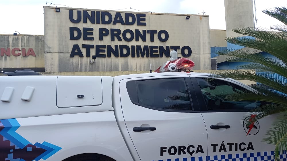 REAGIU: Bandidos tentam matar pedreiro a tiros durante assalto na zona Leste