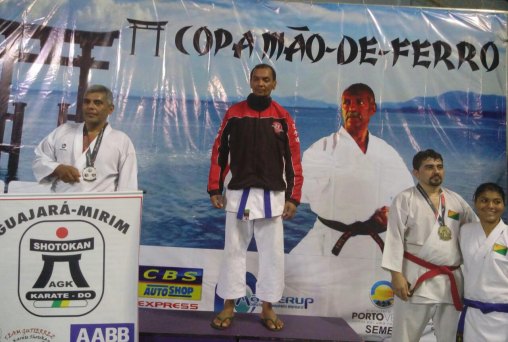 Atletas Unimed Shotokan na copa mão de ferro de karate