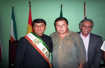 Secretário Regional e Prefeito de Guajará-Mirim prestigiam posse do alcaide de Guayaramerin-Bolívia