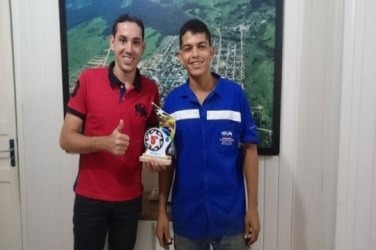 Prefeito apoia jovem destaque no Velocross estadual