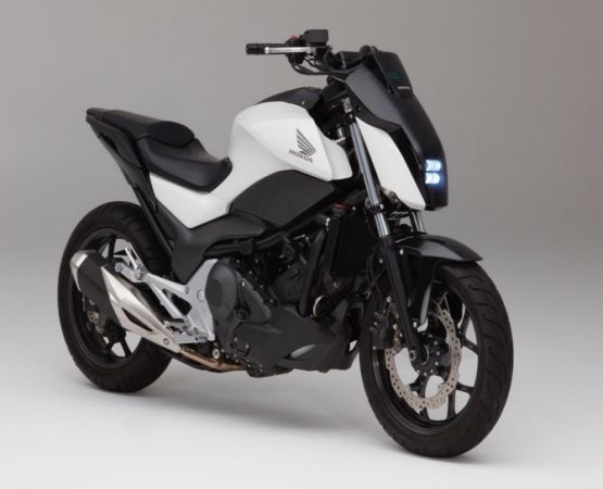 Honda mostra moto que não cai na CES 2017