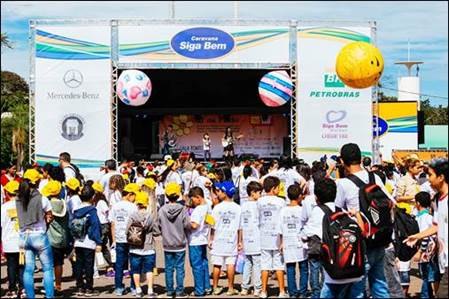 Rondônia recebe projeto social Caravana Siga Bem