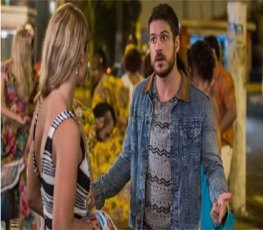 NOVELAS - Ritinha passa seus dados para Eugênio