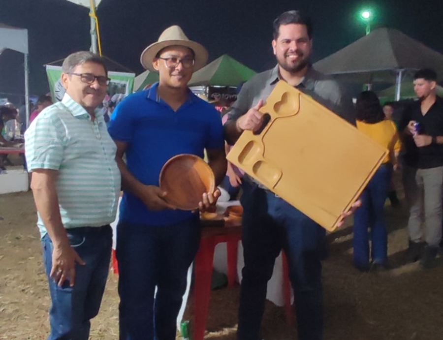 JEAN OLIVEIRA: Deputado reafirma apoio ao agro durante Festa do Leite em Palmeiras