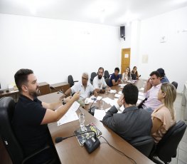 Deputado Léo Moraes se reúne com empresários ligados a eventos