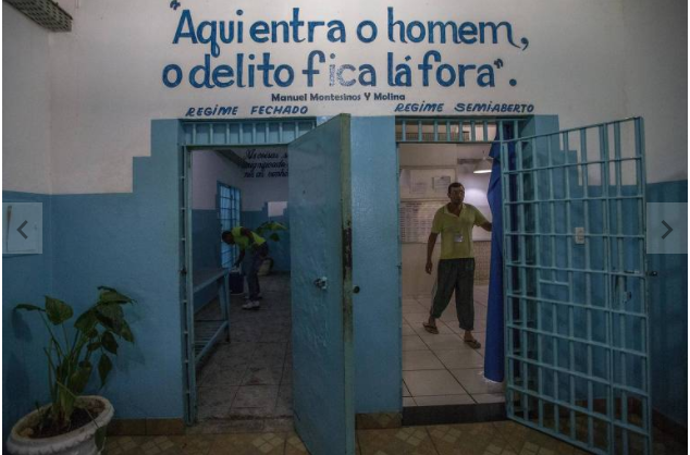 Sem polícia, 48 presídios desafiam facções e indústria carcerária no país