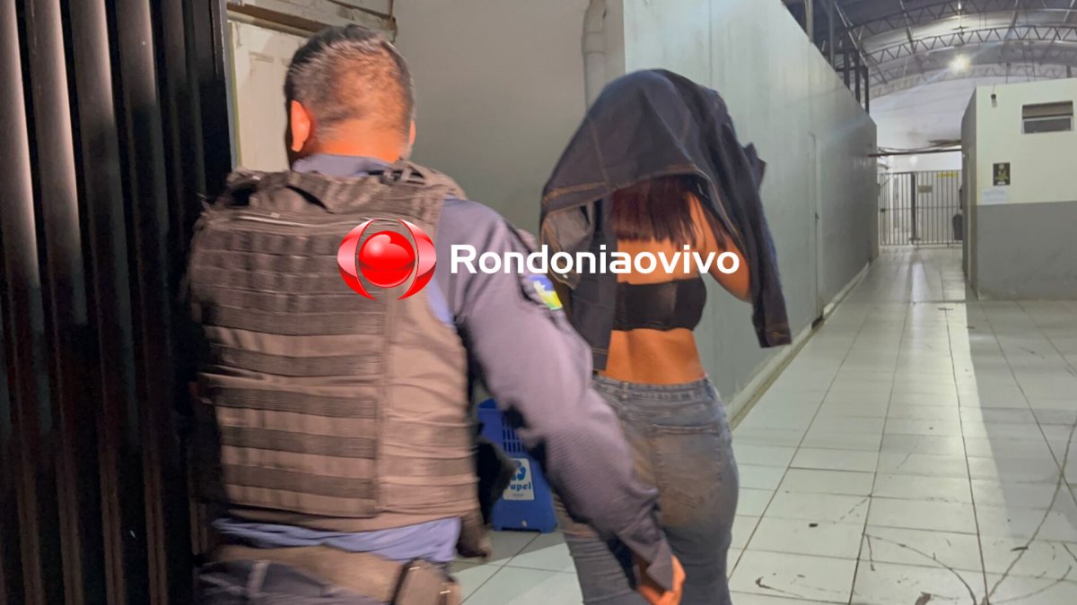 SHOPPING: Jovem é flagrada furtando três jogos de panelas na Americanas 