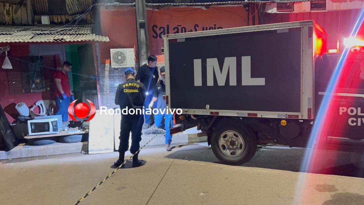 VÍDEO: Estivador é executado com tiro na cabeça em frente de salão no Cai N'água 