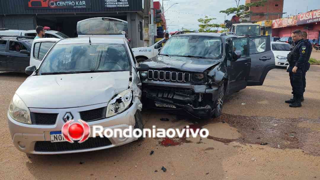 SE DEU MAL: População espanca acusado de roubar Jeep Renegade e causar acidente 