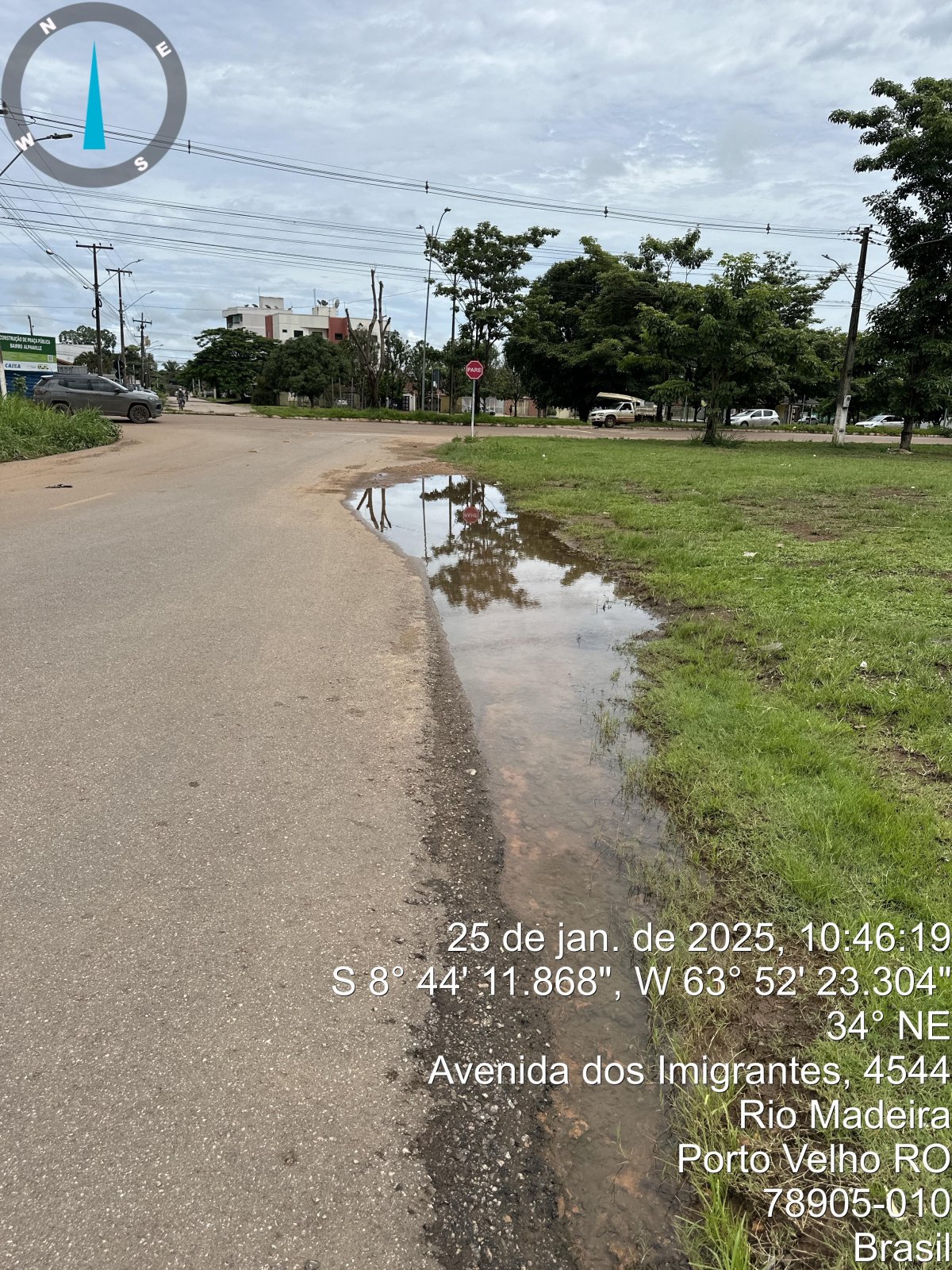 PEDIDO DE PROVIDÊNCIA: Leitor denuncia problemas de zeladoria na avenida Imigrantes