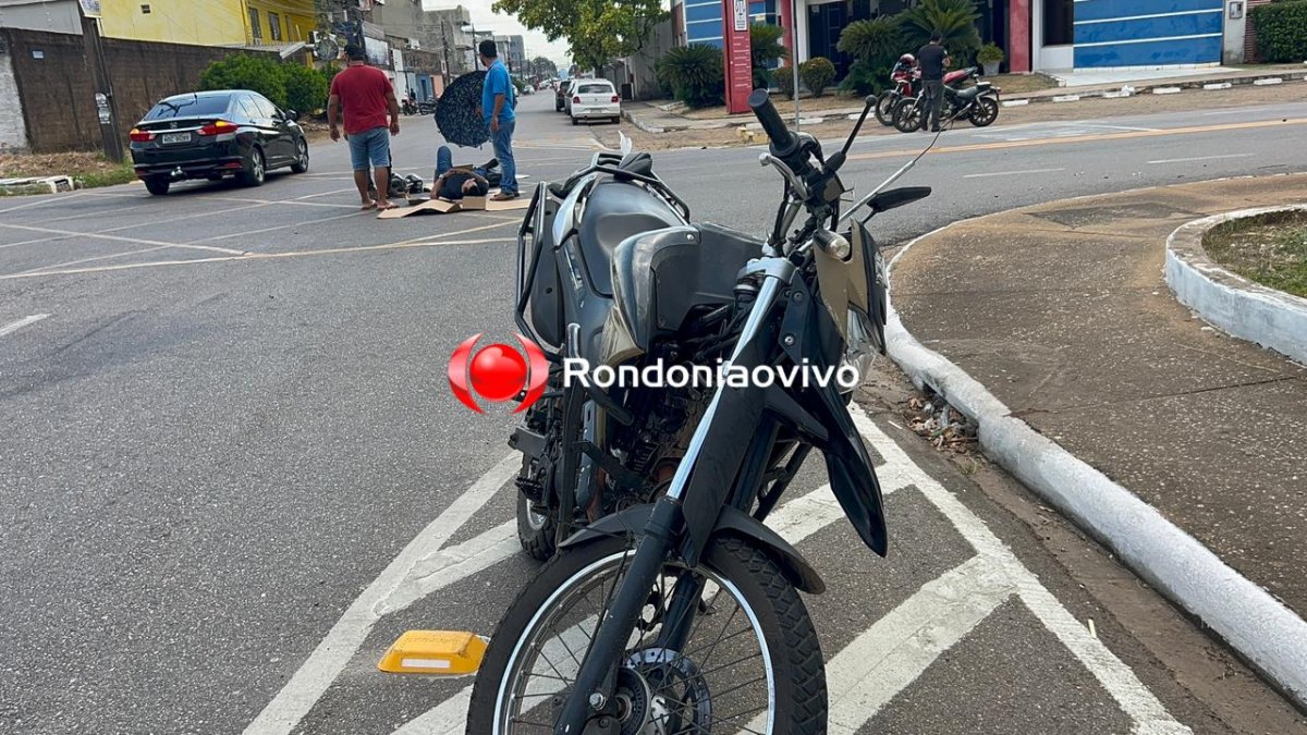 VÍDEO: Motorista de Corolla invade preferencial e causa acidente com criança e pai