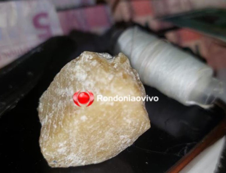 BUENOS AIRES: Equipe do sargento Machado prende homem por tráfico de drogas