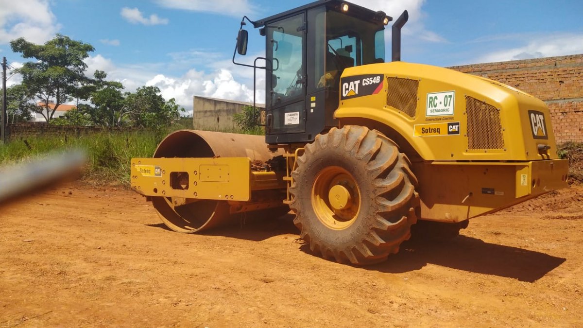 BAIRRO NOVA ESPERANÇA: Prefeitura atende pedido do vereador Edevaldo Neves e recupera rua 