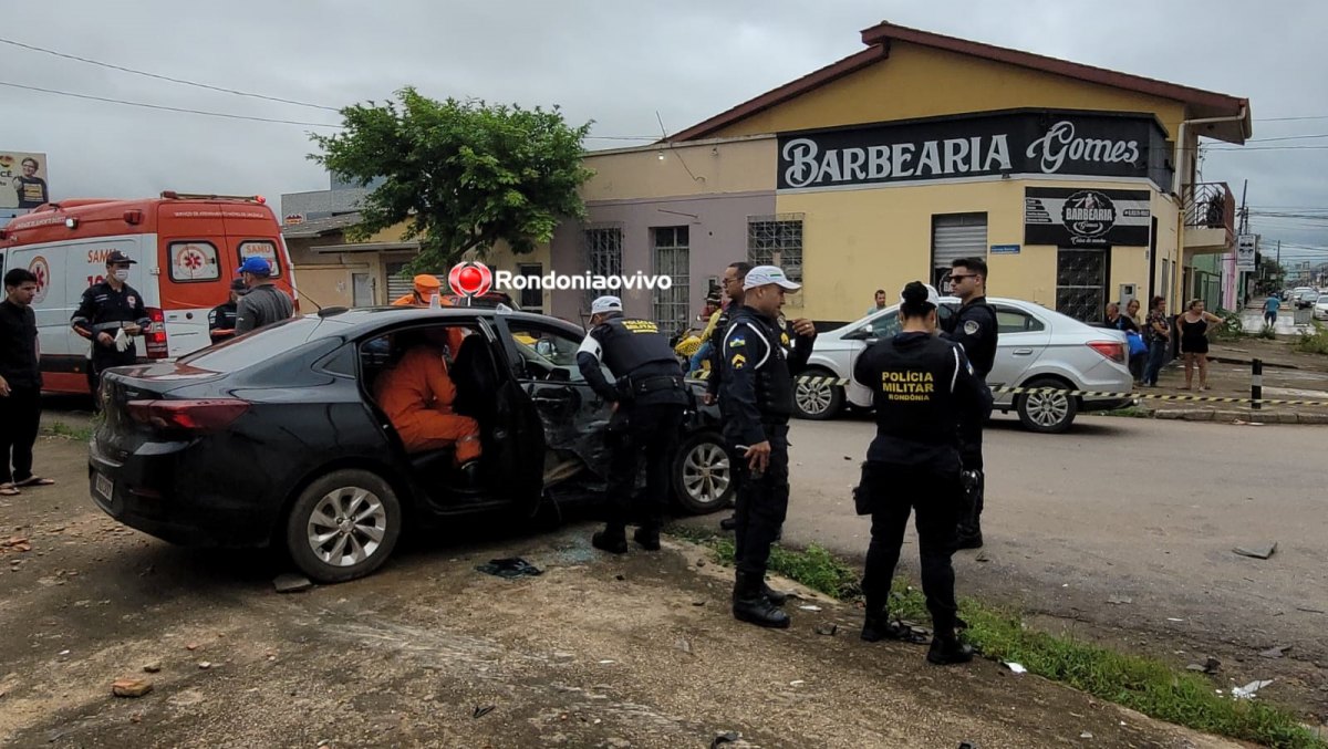 URGENTE: Viatura da PM se envolve em grave acidente no Centro